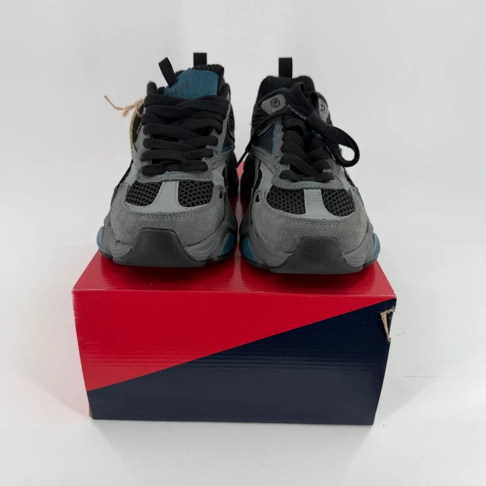 Reebok M‎ Charge Mens Grey Blue Black Athletic Sneakers AR30246M-NMB Size 8M